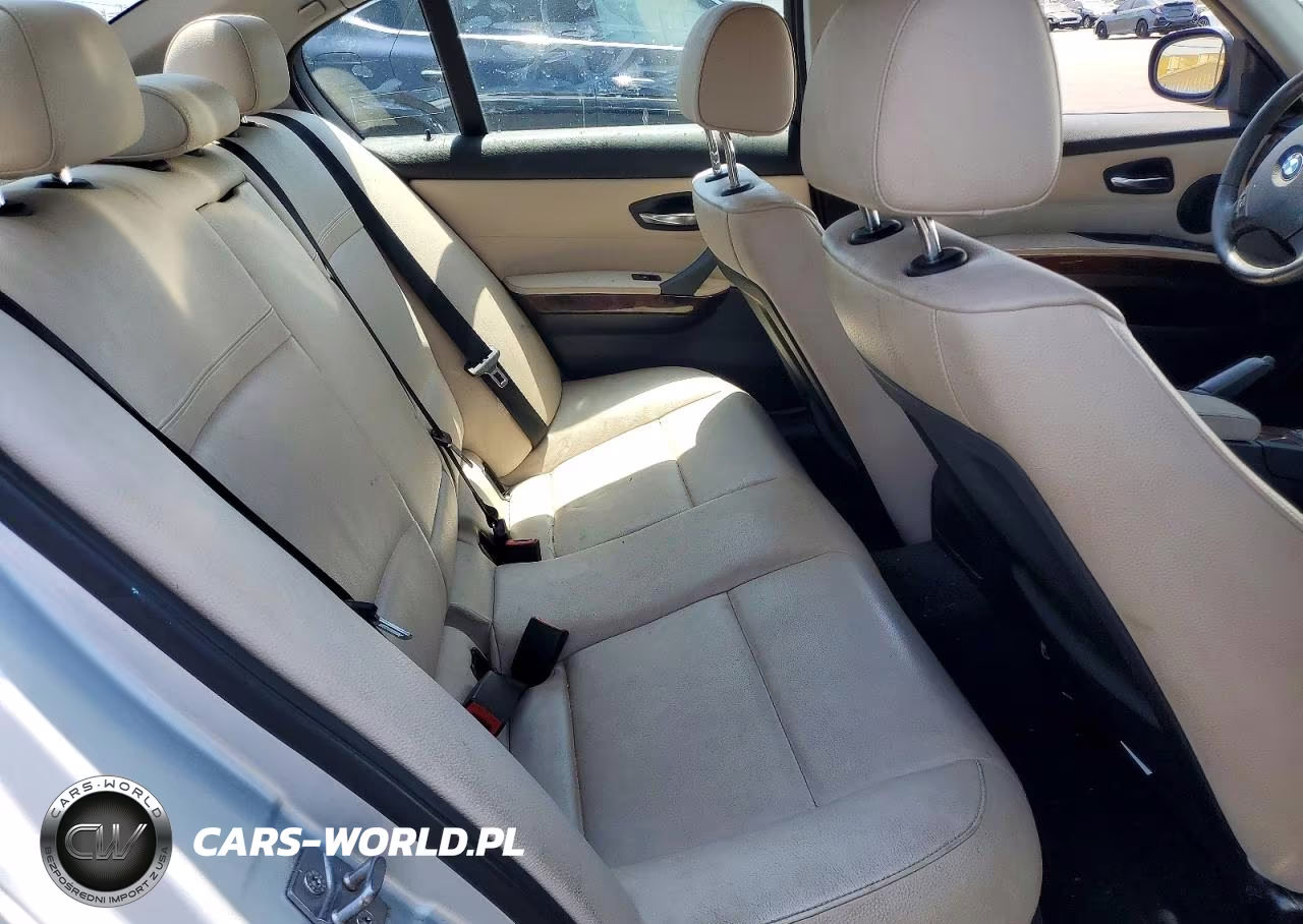 2011 BMW 328 I VIN:WBAPH7G57BNN07868 - 10