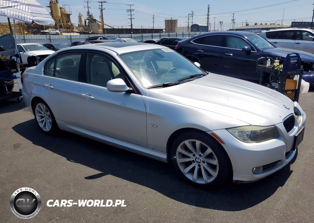 2011 BMW 328 I VIN:WBAPH7G57BNN07868 - 4