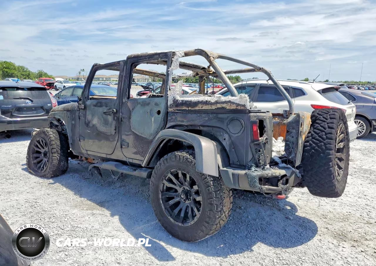 2017 Jeep Wrangler Unlimited Sahara VIN:1C4BJWEG6HL510054 - 2