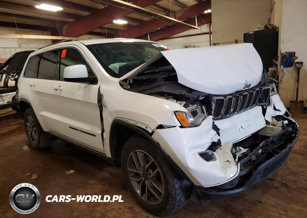 2020 Jeep Grand Cherokee Laredo VIN:1C4RJFAG4LC256602 - 4