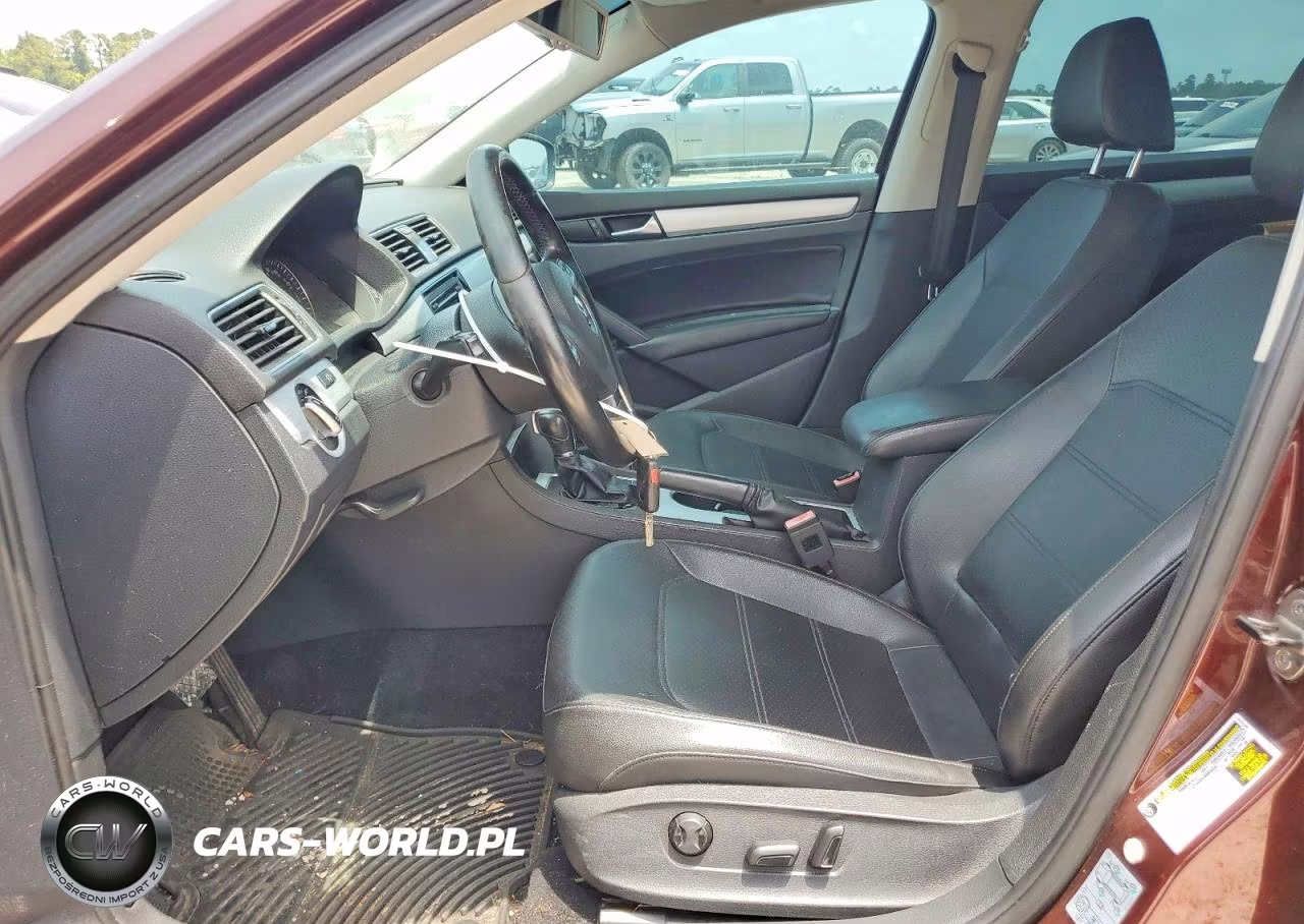 2013 Volkswagen Passat Se VIN:1VWBP7A38DC083927 - 7