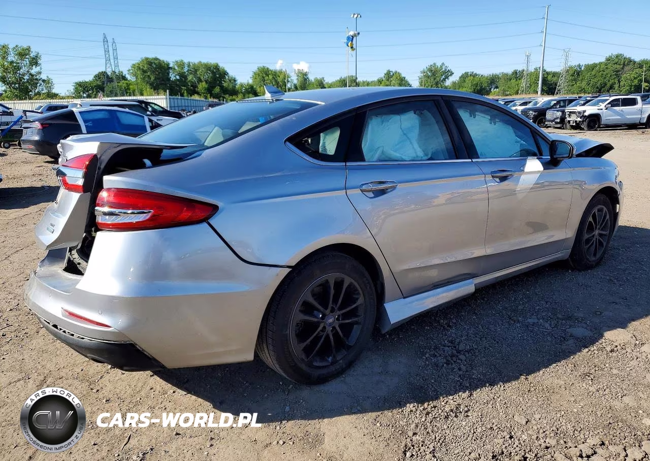 2020 Ford Fusion Se VIN:3FA6P0HD7LR180181 - 3