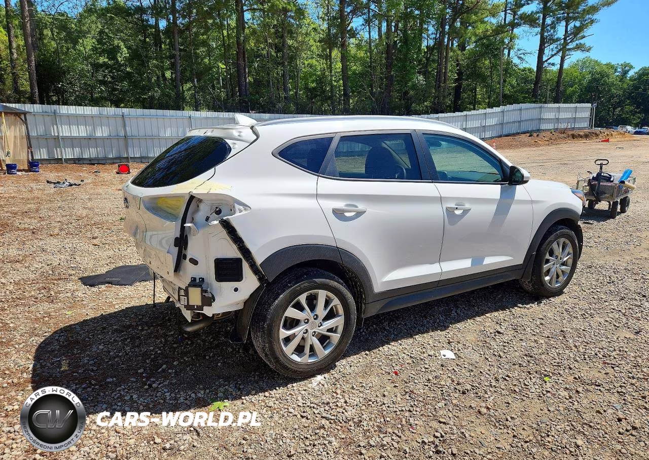 2019 Hyundai Tucson Value VIN:KM8J33A49KU948113 - 3
