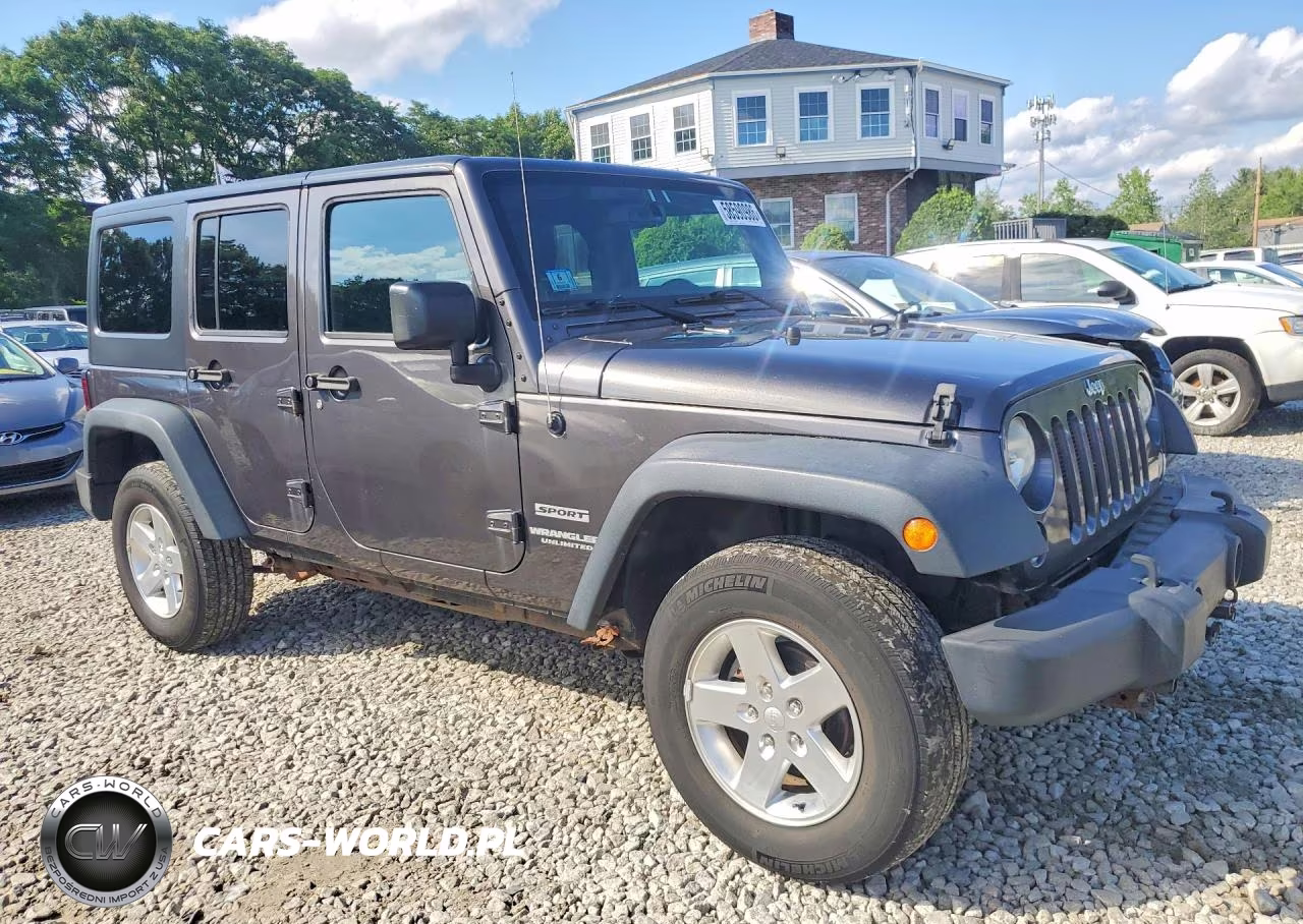 2014 Jeep Wrangler Unlimited Sport VIN:1C4BJWDG2EL289436 - 4