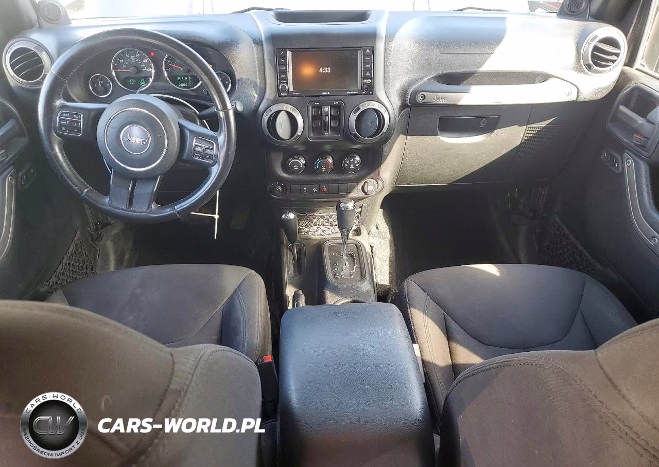 2014 Jeep Wrangler Unlimited Sport VIN:1C4BJWDG2EL289436 - 8