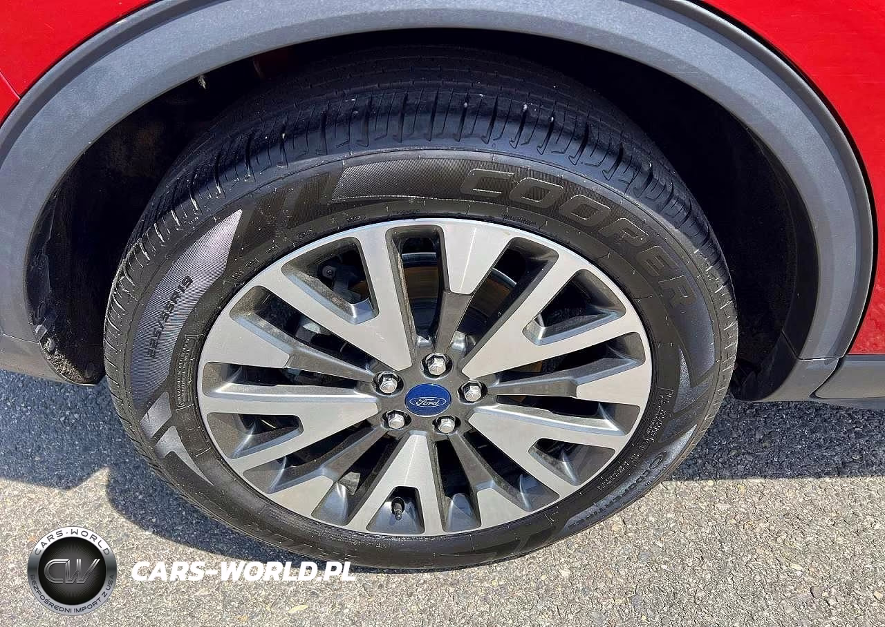 2020 Ford Escape Titanium VIN:1FMCU0DZXLUA46311 - 10