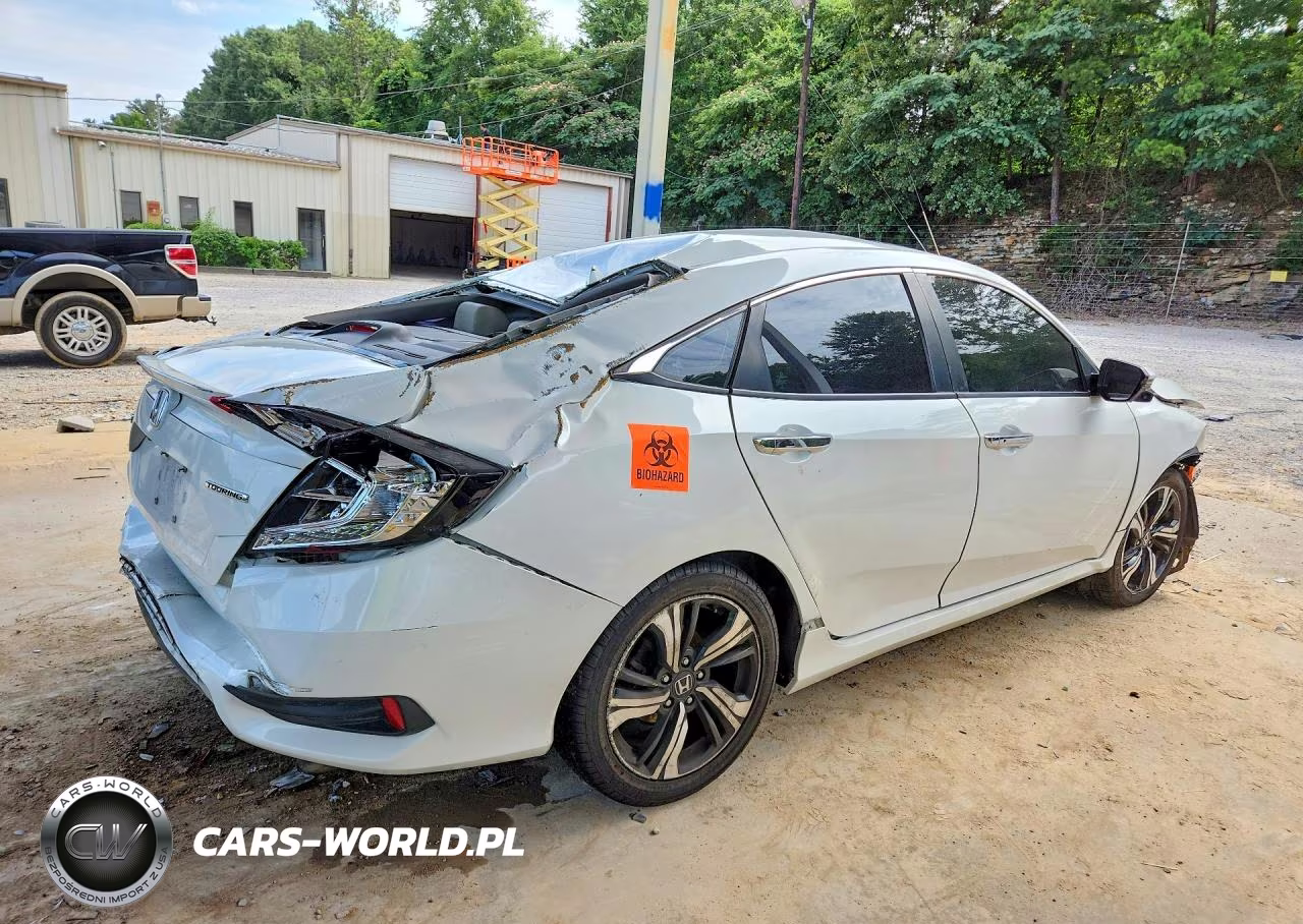 2017 Honda Civic Touring VIN:19XFC1F9XHE213120 - 3