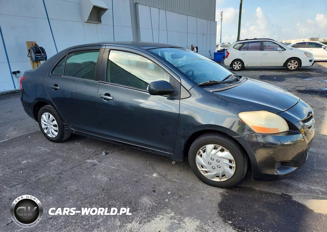 2007 Toyota Yaris Base VIN:JTDBT923671075222 - 4