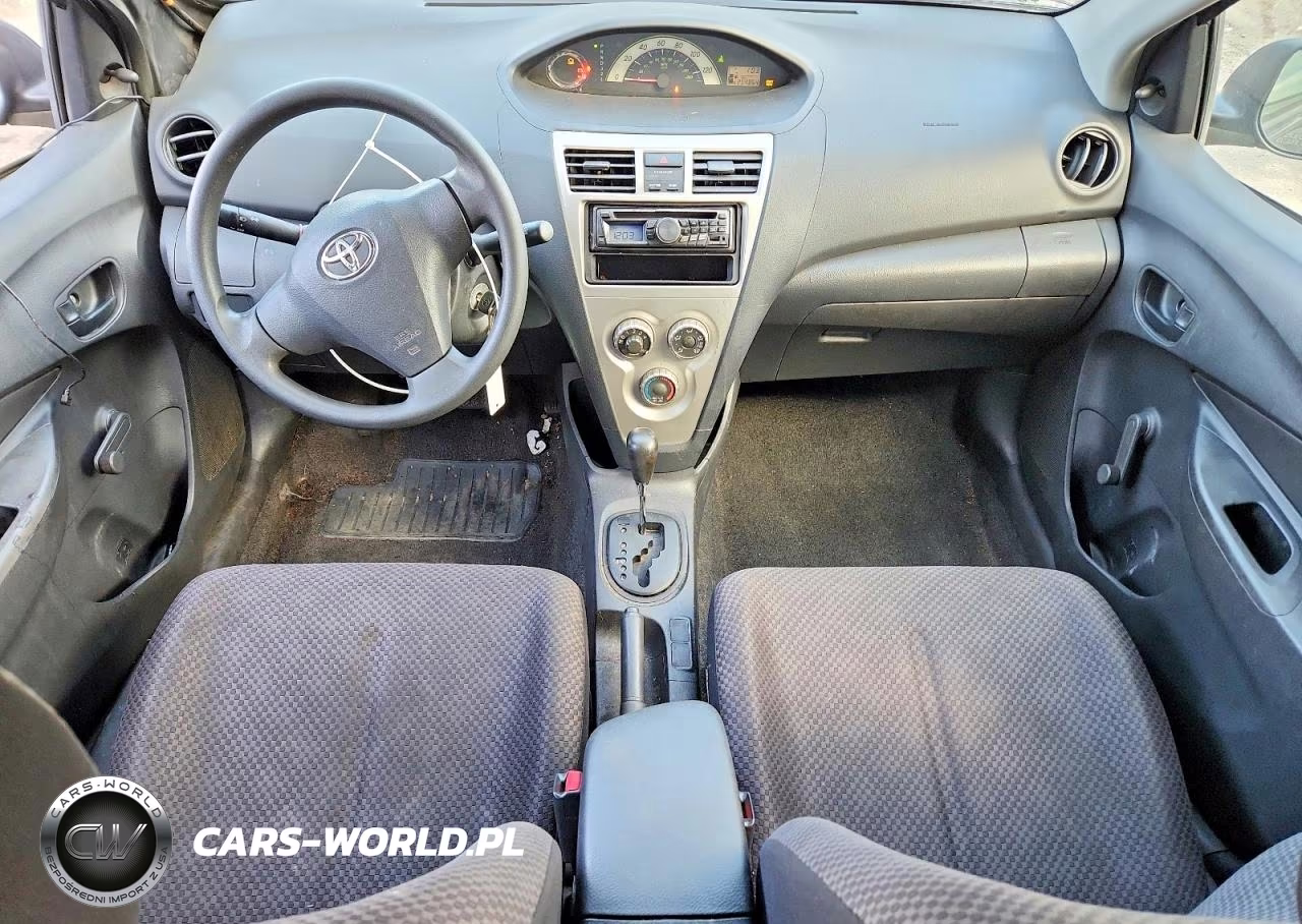 2007 Toyota Yaris Base VIN:JTDBT923671075222 - 8