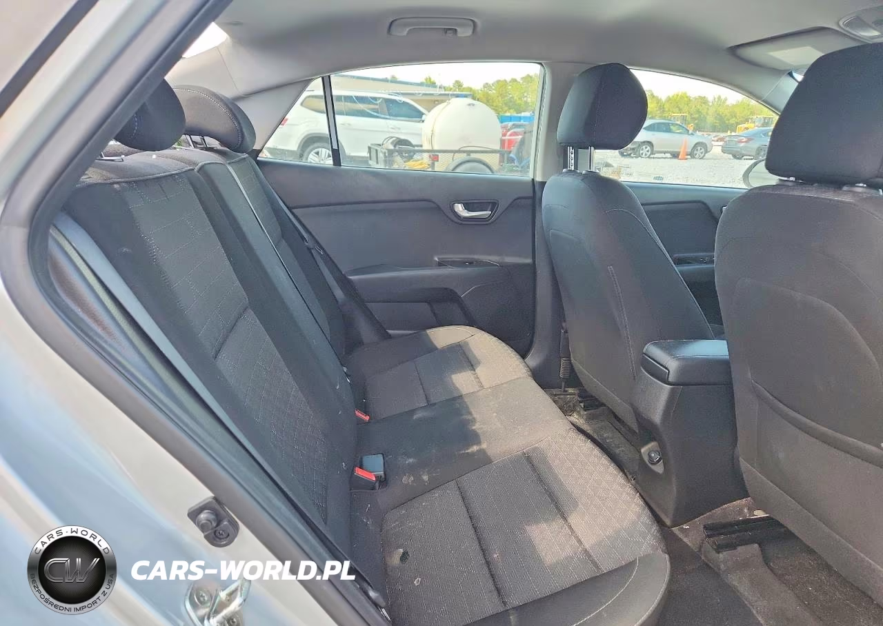 2018 Kia Rio S VIN:3KPA24ABXJE047535 - 10