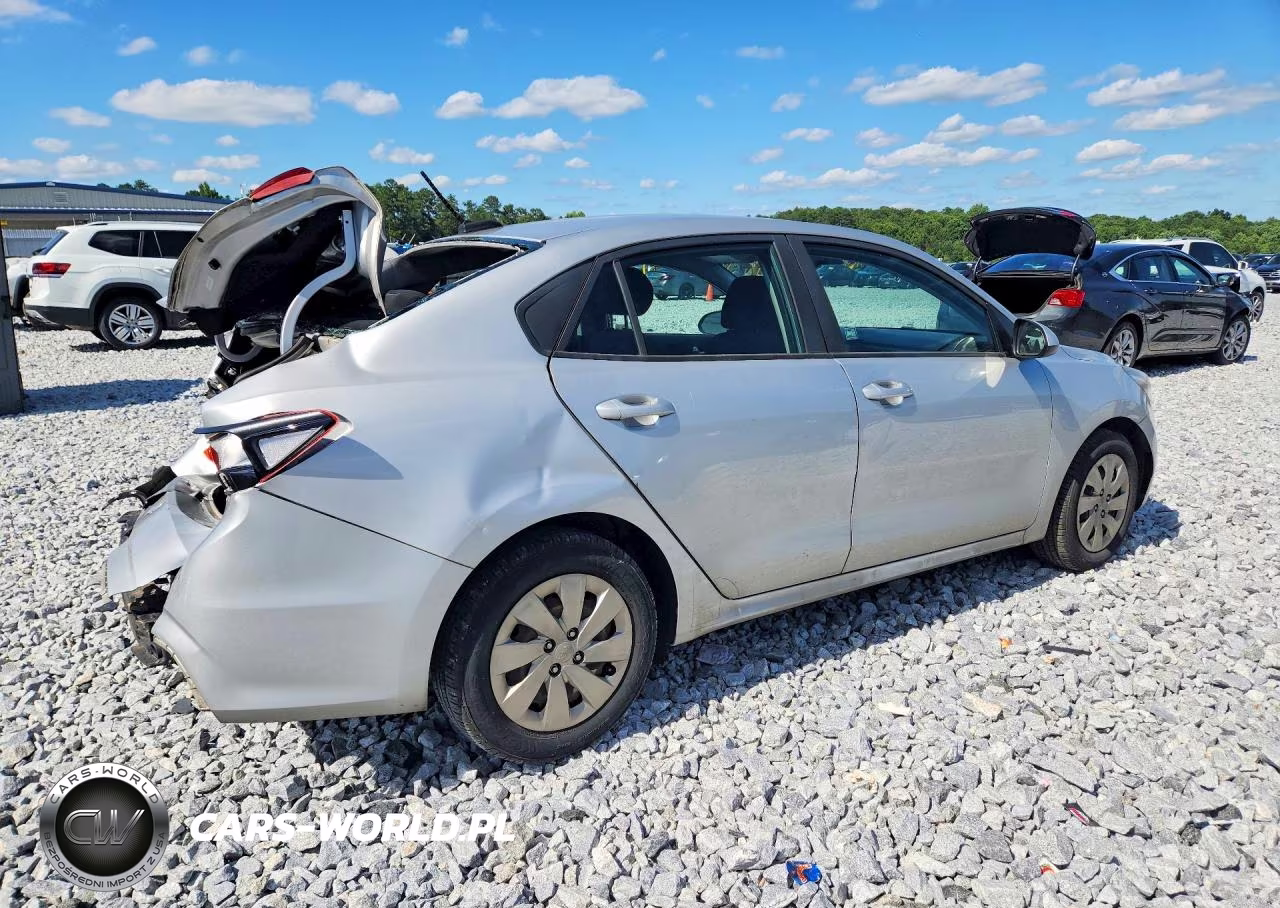 2018 Kia Rio S VIN:3KPA24ABXJE047535 - 3