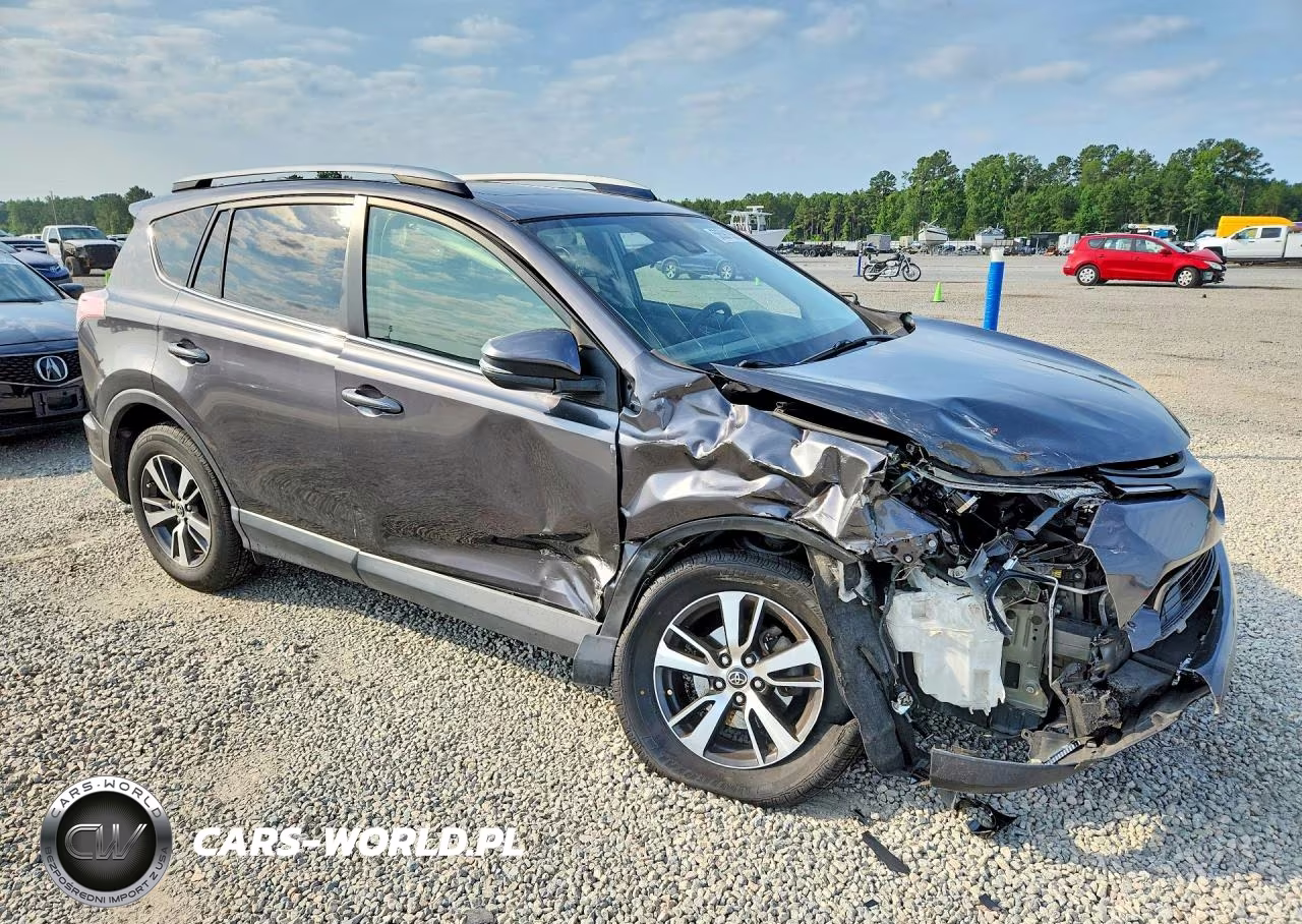 2017 Toyota Rav4 Xle VIN:JTMWFREV5HJ701706 - 4