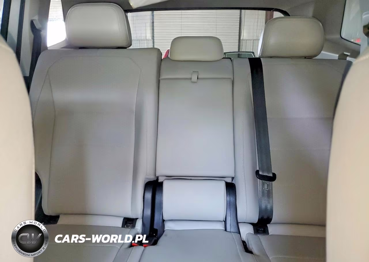 2019 Volkswagen Tiguan Se-Sel-Sel R-Line Jet-Black-Se VIN:3VV2B7AXXKM074454 - 10