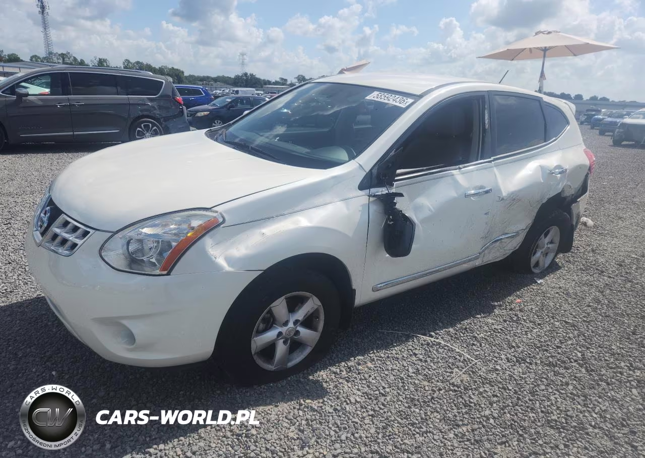 2013 Nissan Rogue S – zdjęcie 1 z 12