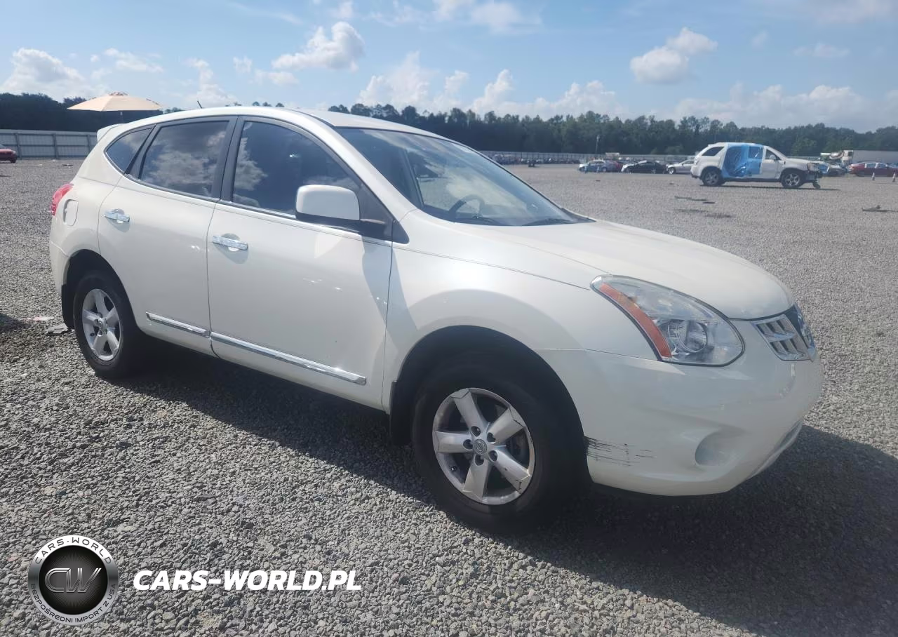 2013 Nissan Rogue S VIN:JN8AS5MT7DW007809 - 4