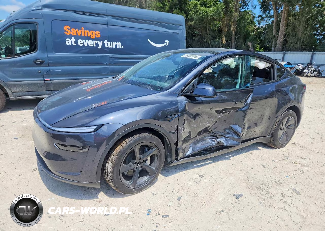2026 Tesla Model Y – zdjęcie 1 z 12