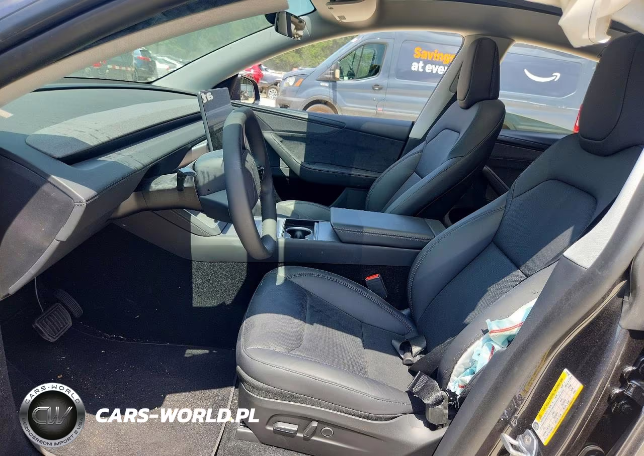 2026 Tesla Model Y VIN:7SAYGDED7TA620268 - 7