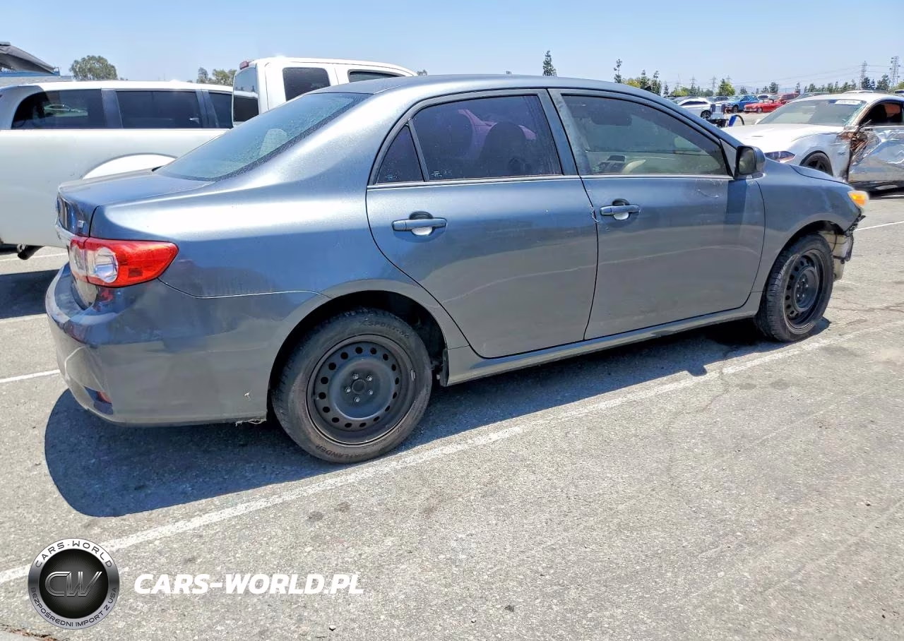 2012 Toyota Camry VIN:2T1BU4EE9CC826719 - 3