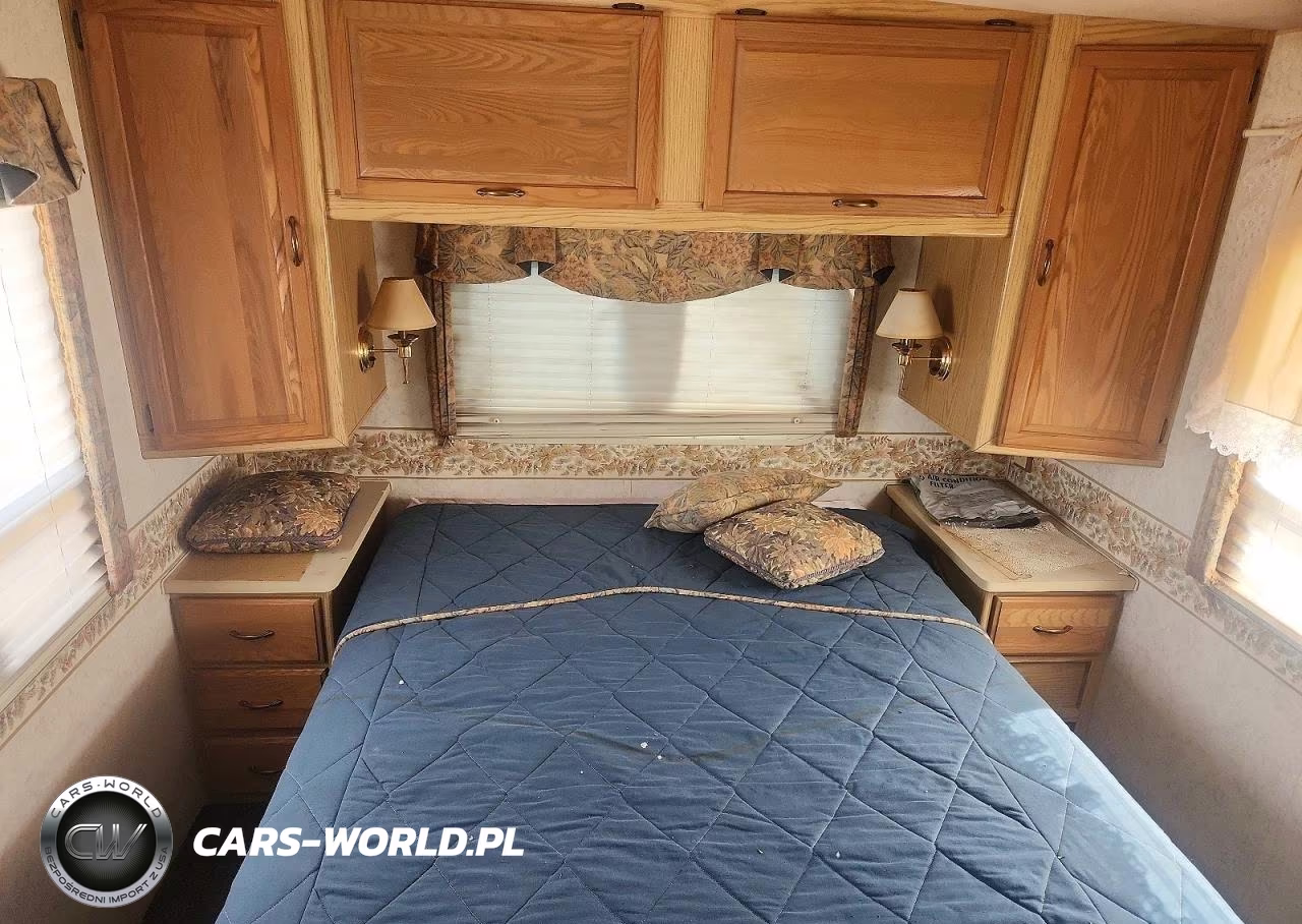 1999 Winnebago Chieftain Rv VIN:0LD49403386 - 9
