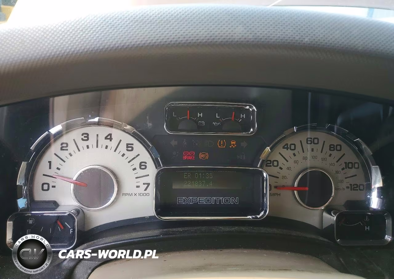 2011 Ford Exped Xlt VIN:1FMJU1H54BEF20007 - 9