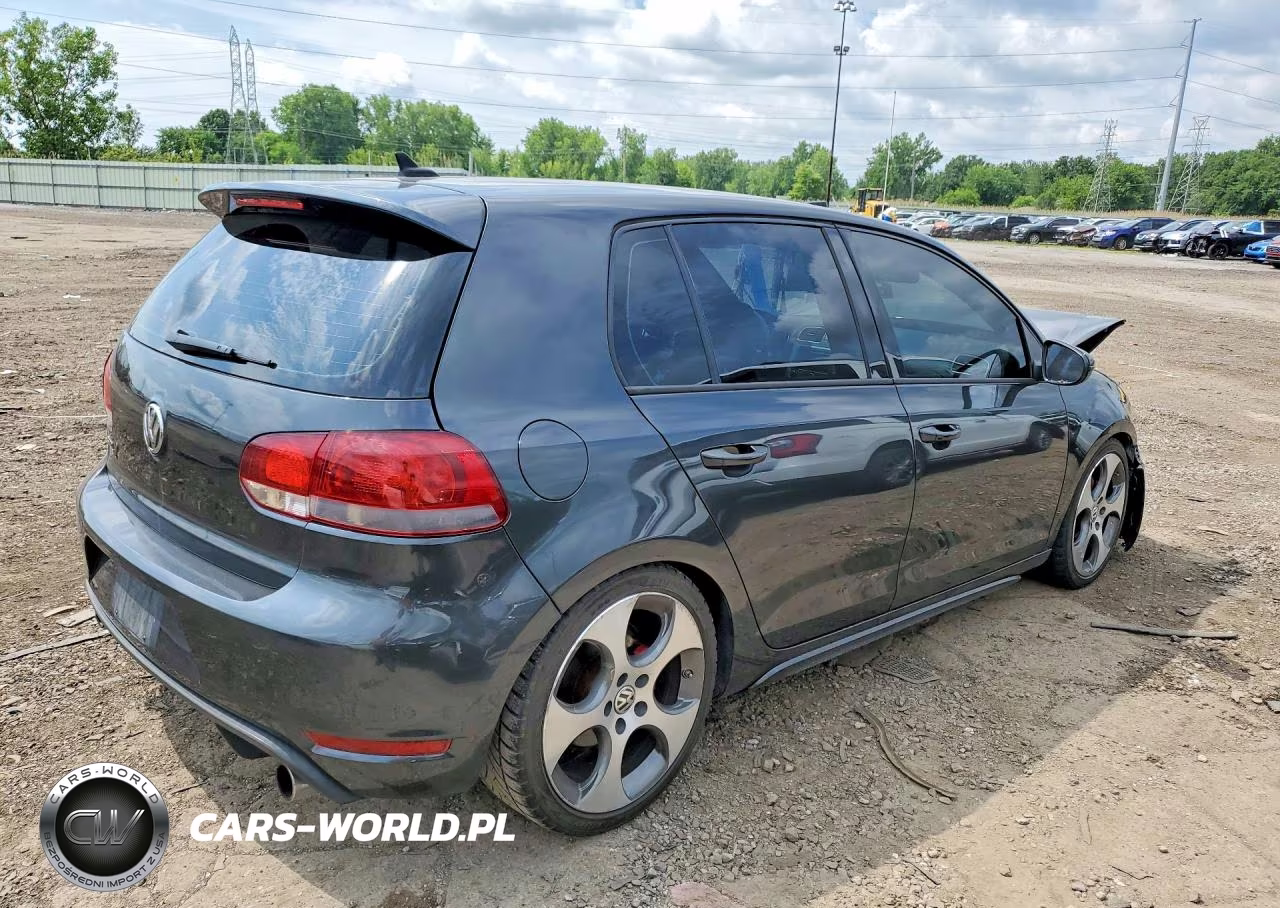 2011 Volkswagen Gti VIN:WVWGD7AJ2BW224261 - 3