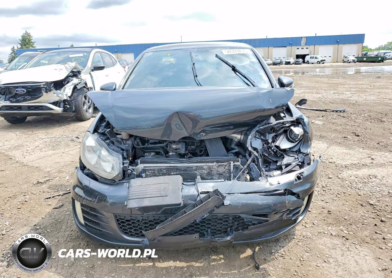 2011 Volkswagen Gti VIN:WVWGD7AJ2BW224261 - 5