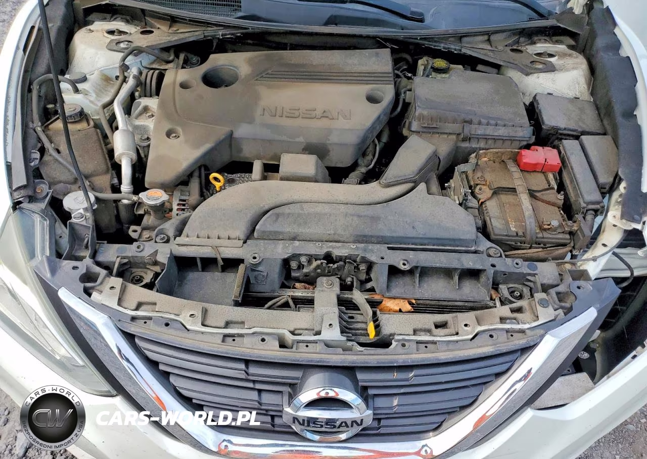 2016 Nissan Altima 2.5 S VIN:1N4AL3AP3GN358043 - 11