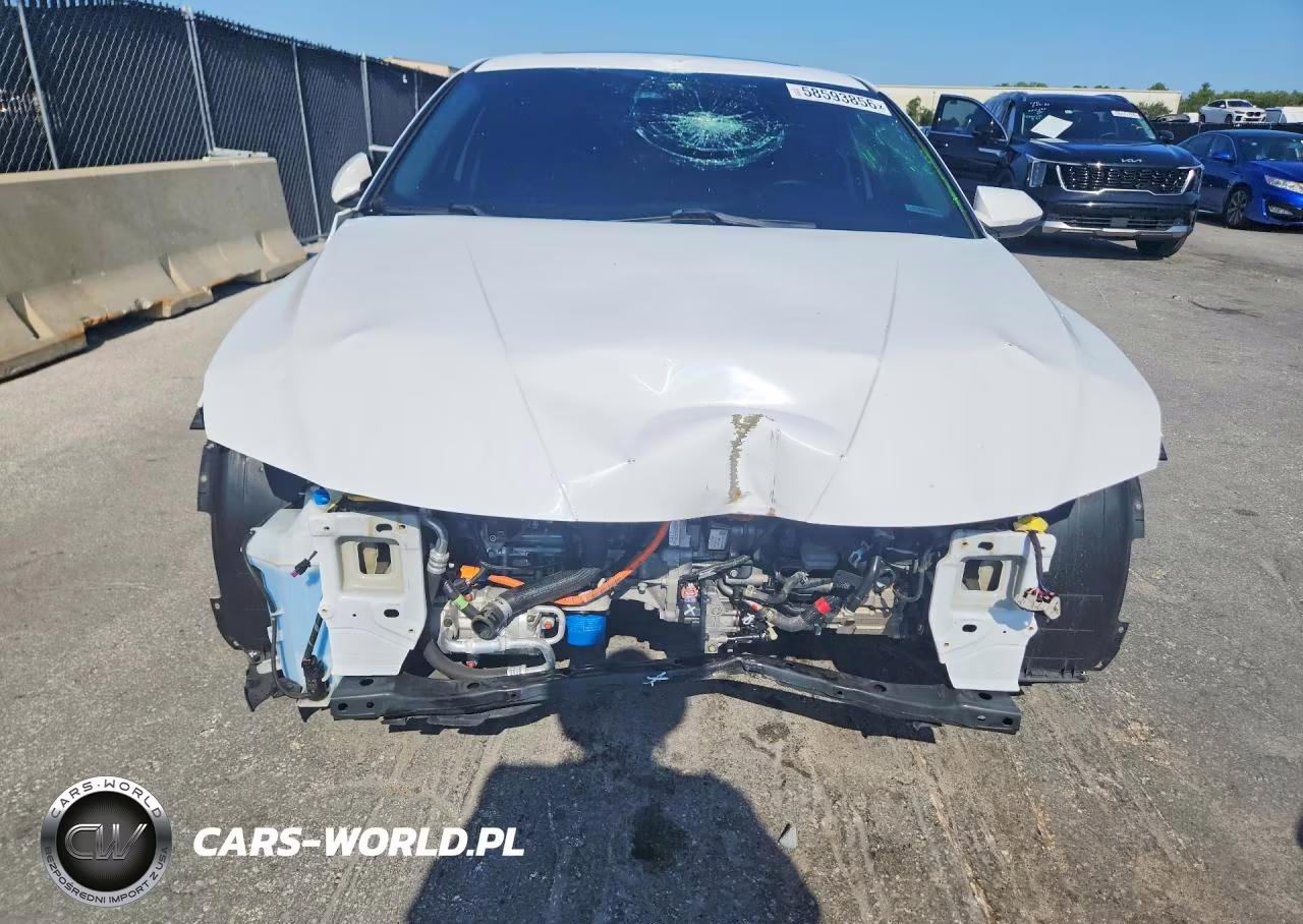 2023 Hyundai Elantra Limited VIN:KMHLN4AJ0PU050585 - 5
