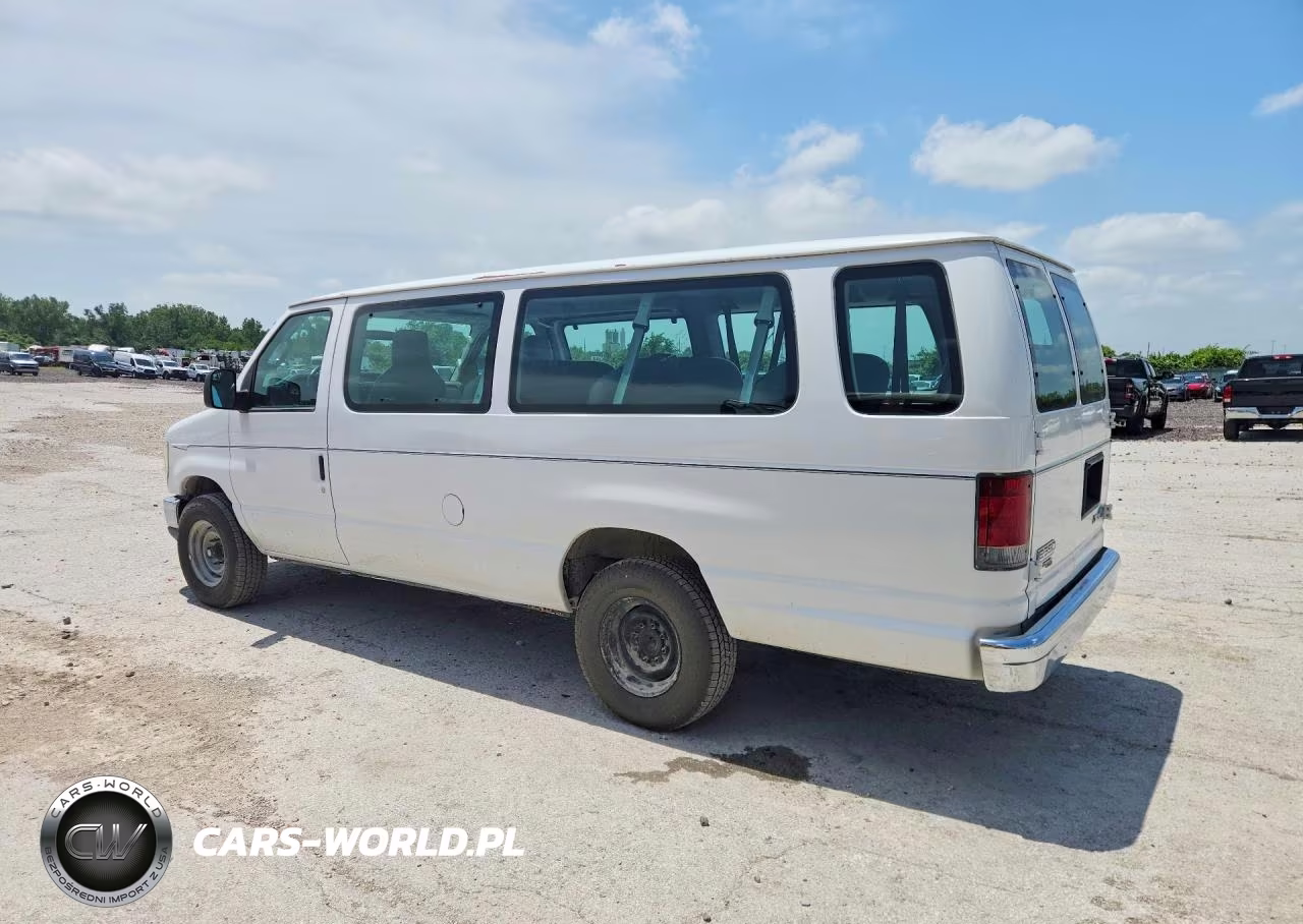 FORD ECONOLINE VIN:1FBSS3BL5BDA47181 - 2