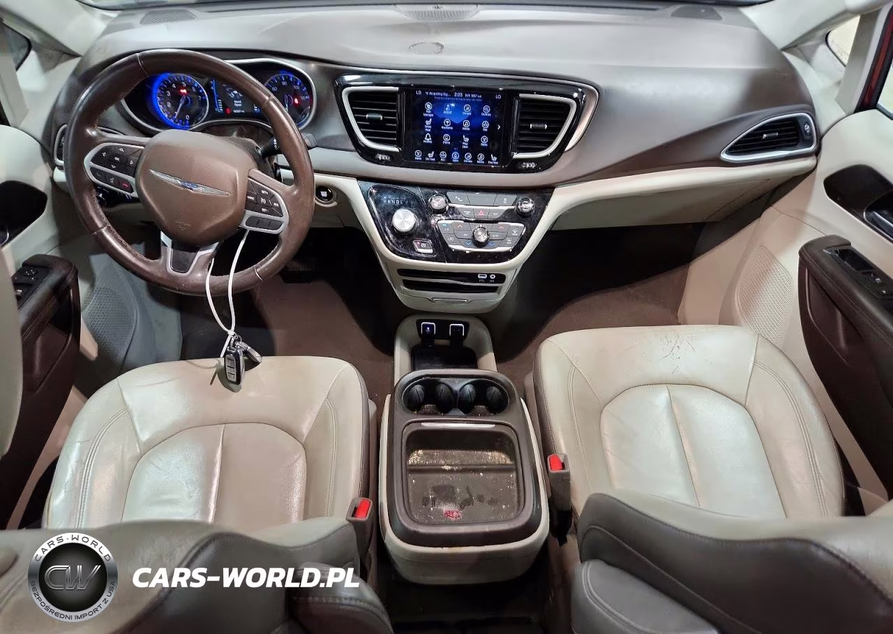 2017 Chrysler Pacifica Touring L VIN:2C4RC1BG7HR588009 - 8