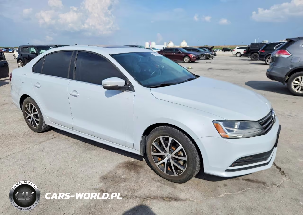 2018 Volkswagen Jetta Se VIN:3VWDB7AJXJM226876 - 4