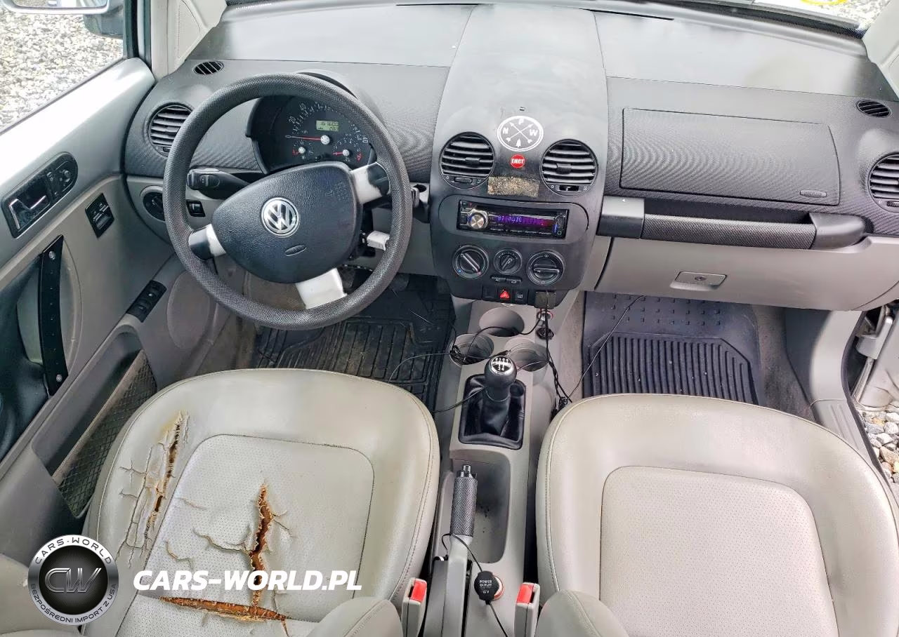 1999 Volkswagen New Beetle Gls VIN:3VWCC21C4XM443197 - 8