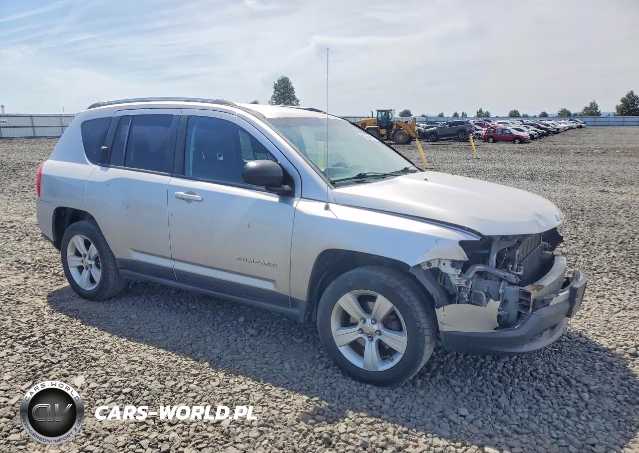 2012 Jeep Compass Sport VIN:1C4NJCBA4CD557159 - 4