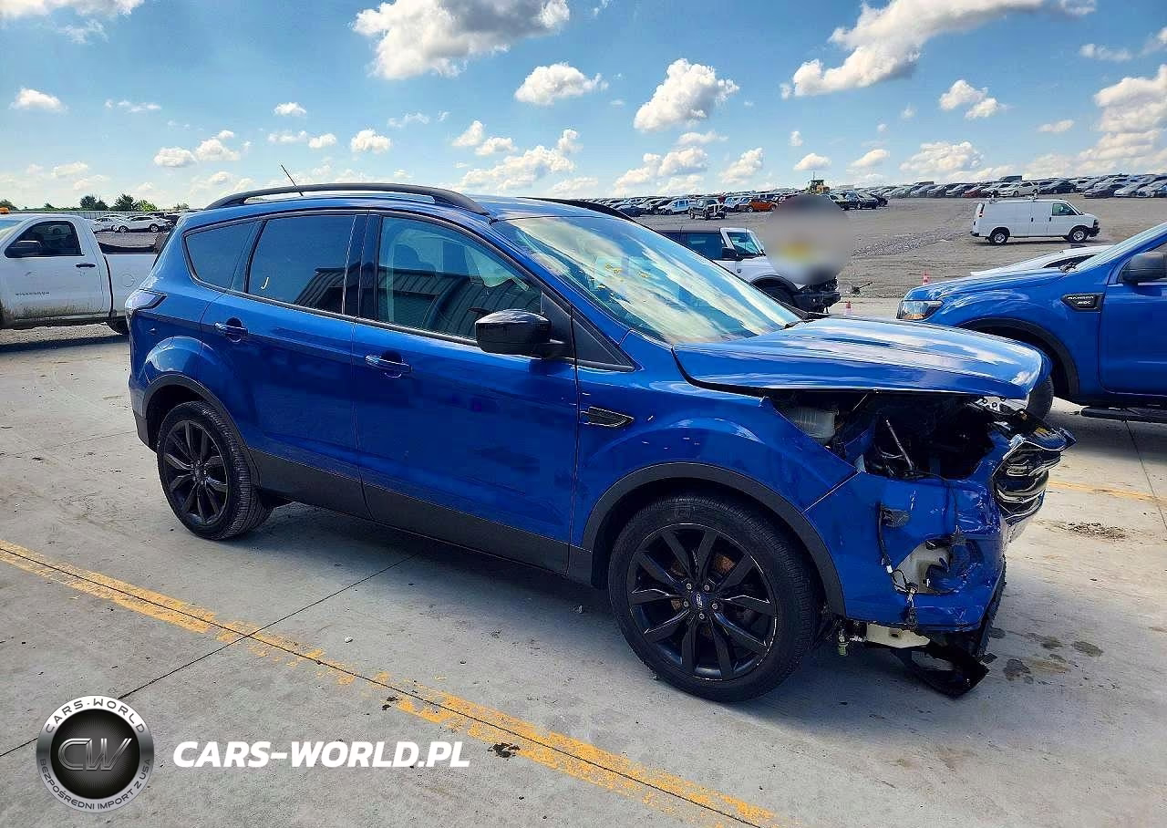 2018 Ford Escape Se VIN:1FMCU0GD6JUB08803 - 4