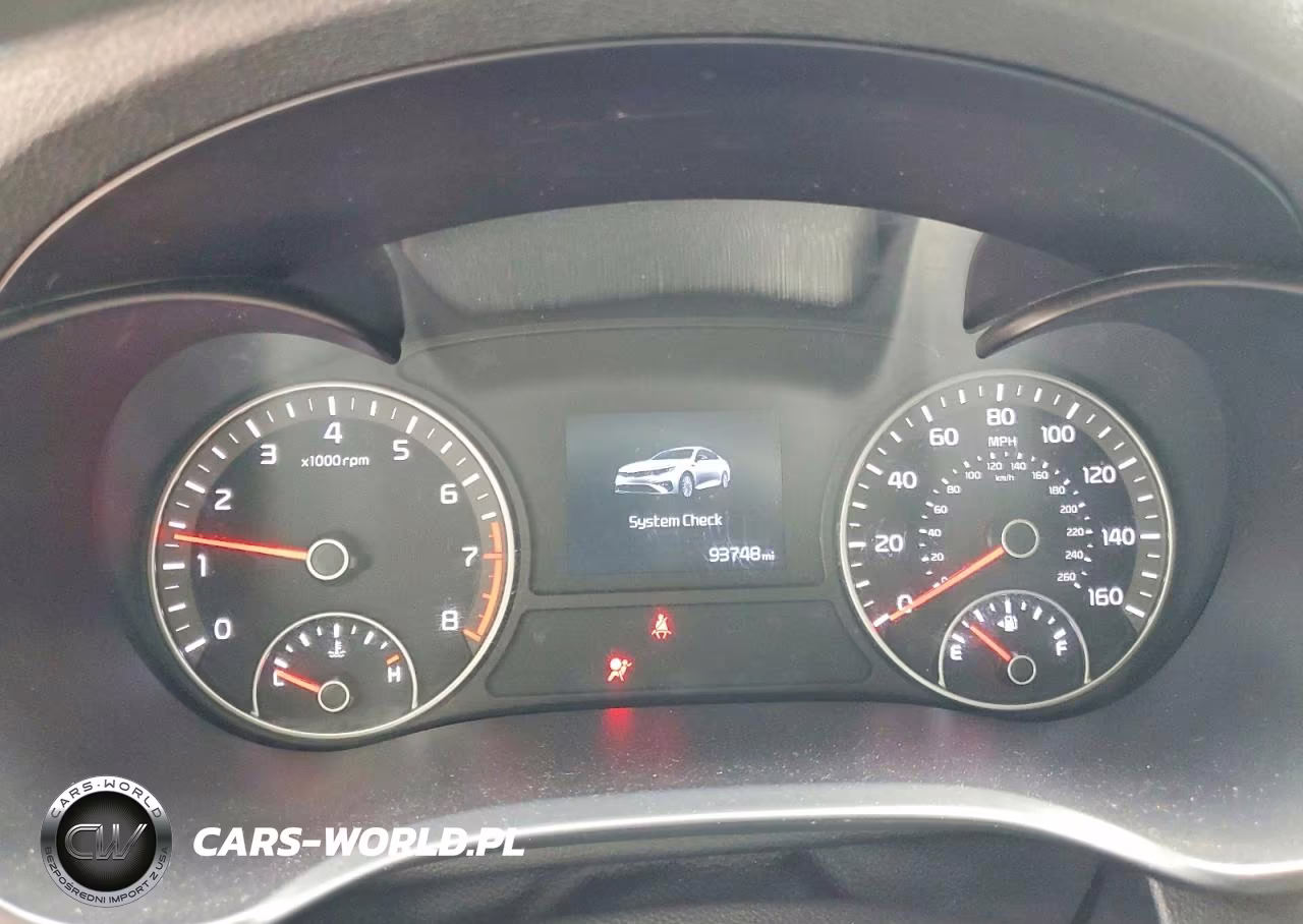 2020 Kia Optima Lx VIN:5XXGT4L3XLG403246 - 9