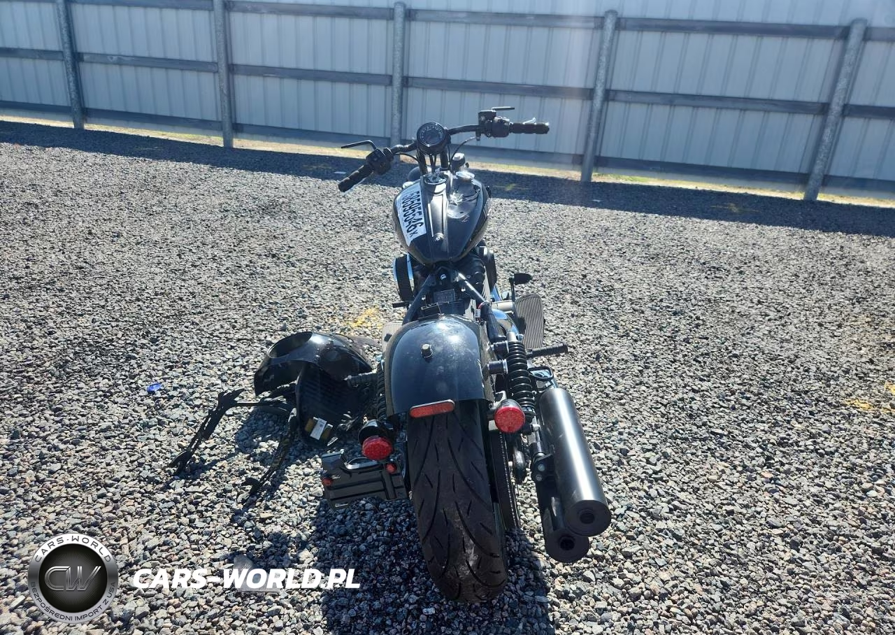 2022 Indian Motorcycle Co. Chief VIN:56KDMCAG1N3004710 - 4