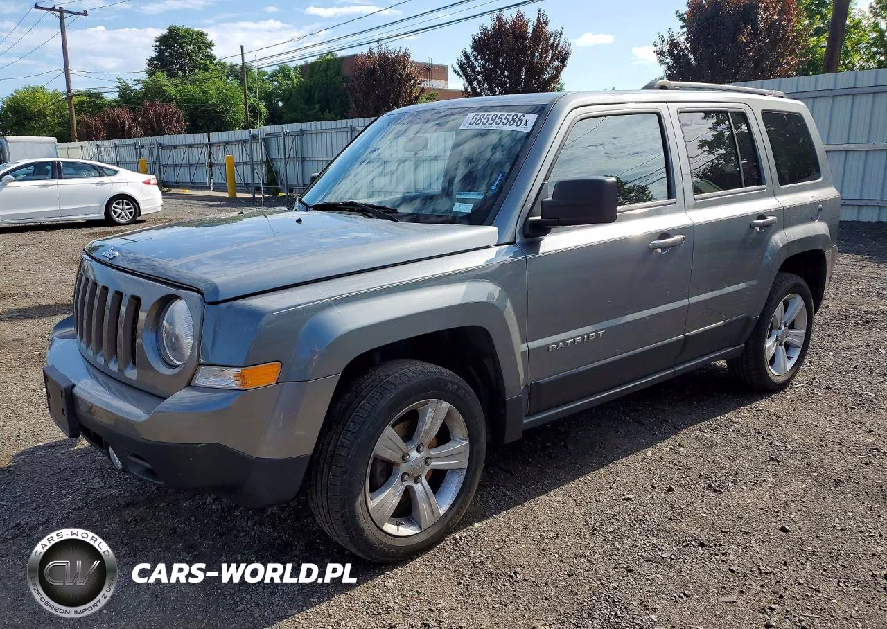 2013 Jeep Patriot Latitude – zdjęcie 1 z 12