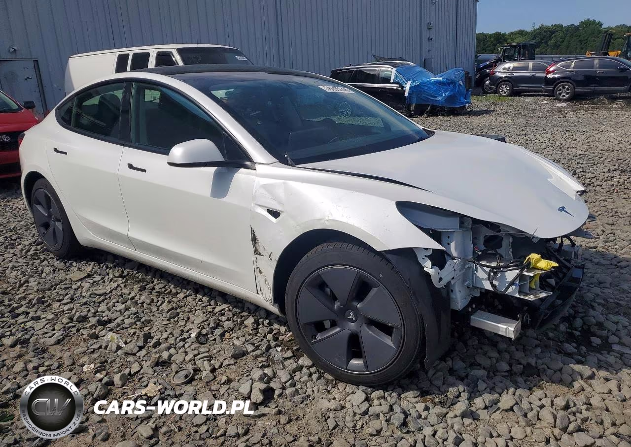 2023 Tesla Model 3 VIN:5YJ3E1EA7PF478983 - 4