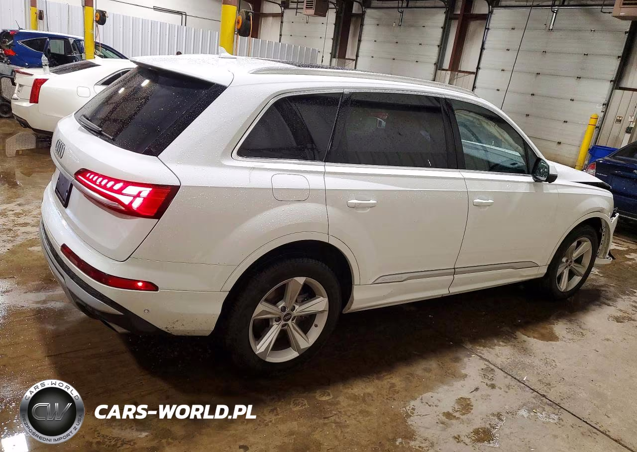 2025 Audi Q7 Premium VIN:WA1ACBF74SD010189 - 3
