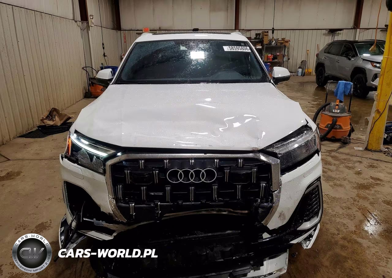 2025 Audi Q7 Premium VIN:WA1ACBF74SD010189 - 5