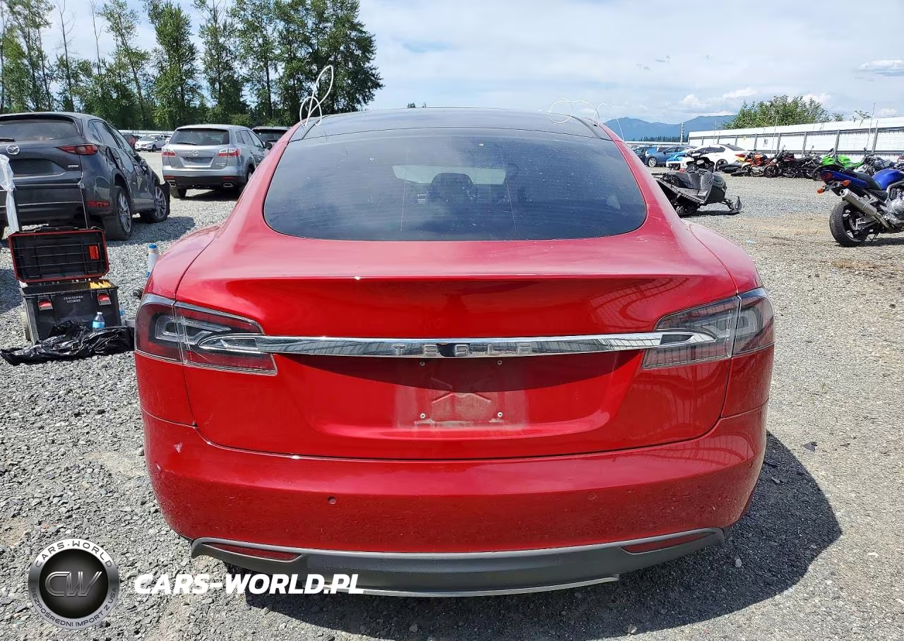2015 Tesla Model S 90D VIN:5YJSA1V23FF099302 - 6