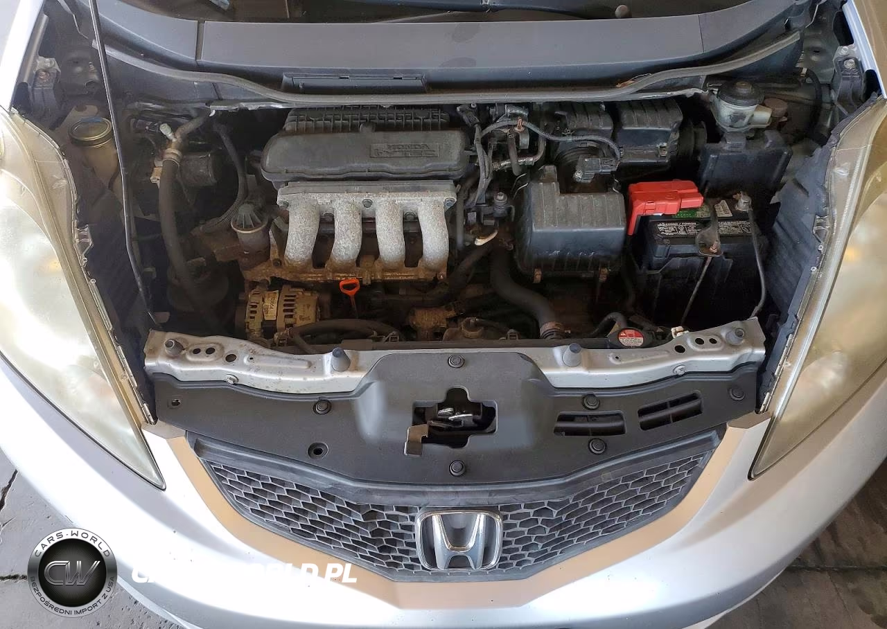 2011 Honda Fit Sport VIN:JHMGE8G54BS007460 - 11
