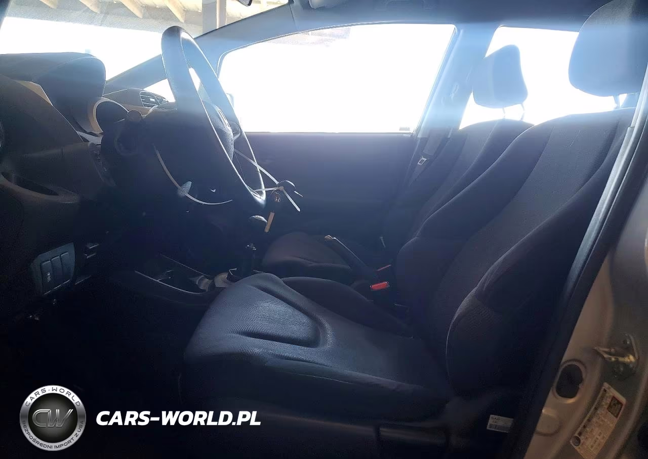 2011 Honda Fit Sport VIN:JHMGE8G54BS007460 - 7
