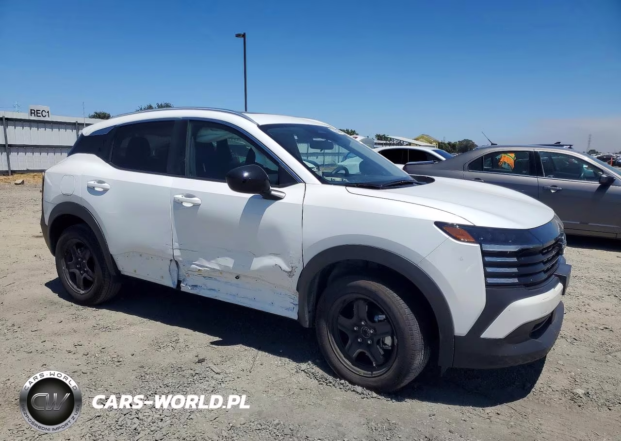 2026 Nissan Kicks Sv VIN:3N8AP6CEXTL303633 - 4