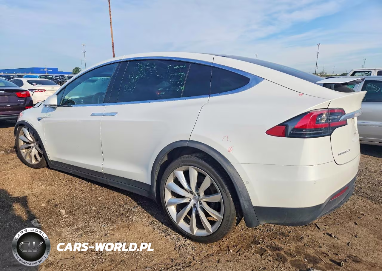 2016 Tesla Model X VIN:5YJXCBE2XGF014527 - 2