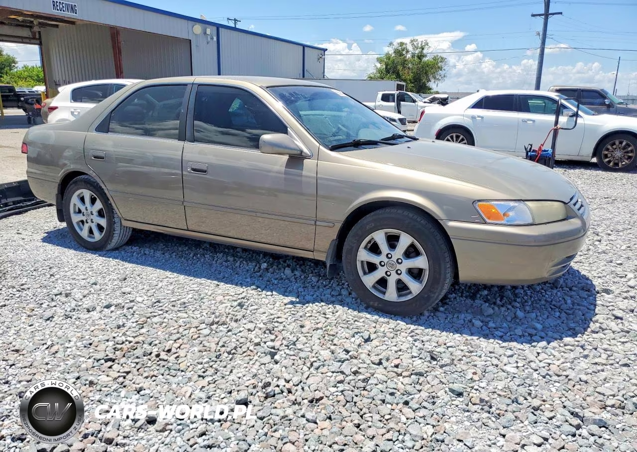 1999 Toyota Camry Le VIN:JT2BG22K8X0288223 - 4