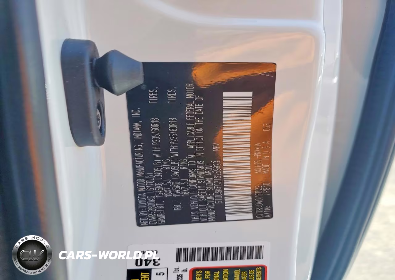 2026 Toyota Sienna Woodland Edition VIN:5TDCSKFC2TS259823 - 13
