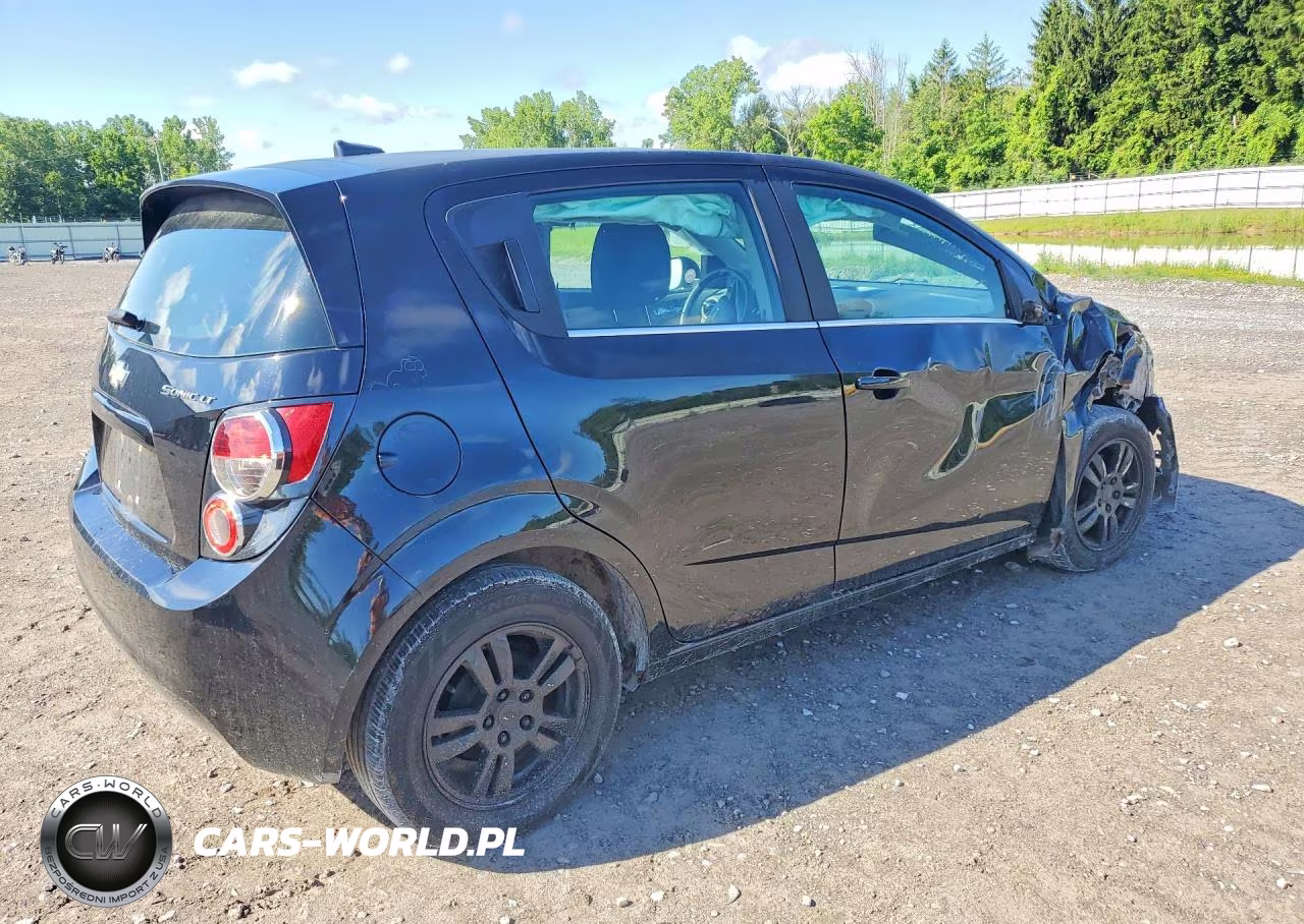 2012 Chevrolet Sonic VIN:1G1JC6SH5C4175691 - 3