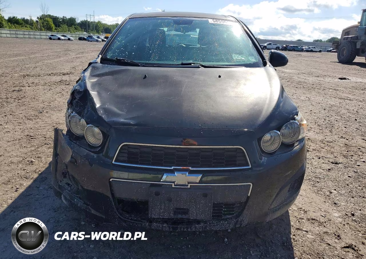 2012 Chevrolet Sonic VIN:1G1JC6SH5C4175691 - 5