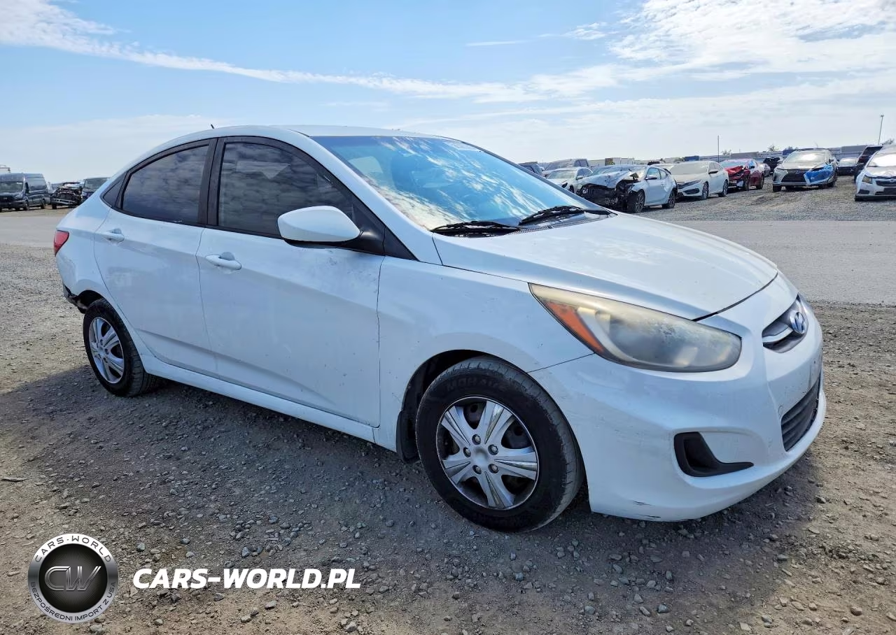 2016 Hyundai Accent Se VIN:KMHCT4AE3GU092306 - 4